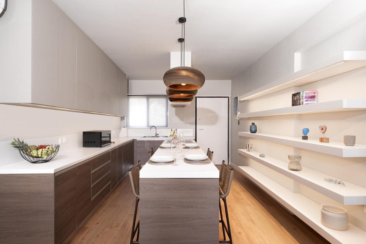 Blue Avra Apartment By A&D Properties Pórto Ráfti Eksteriør bilde